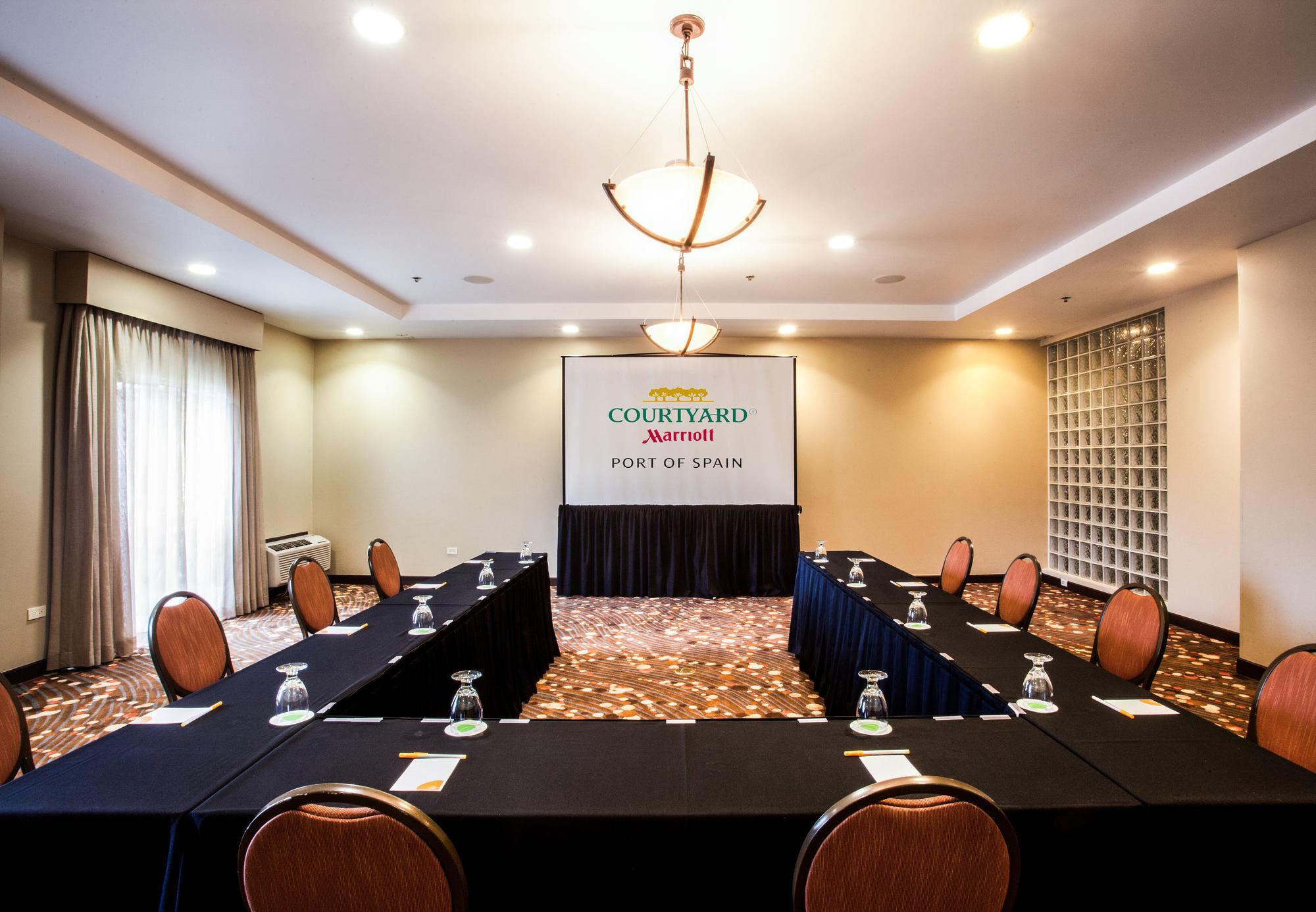Courtyard By Marriott Port Of Spain Bagian luar foto