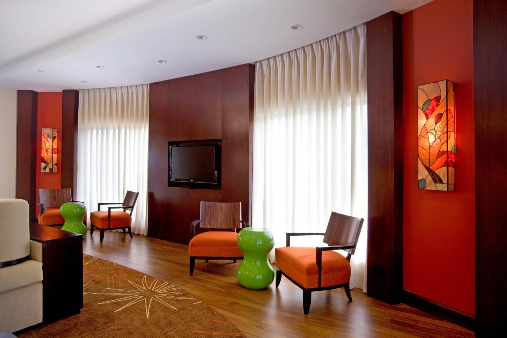 Courtyard By Marriott Port Of Spain Bagian luar foto