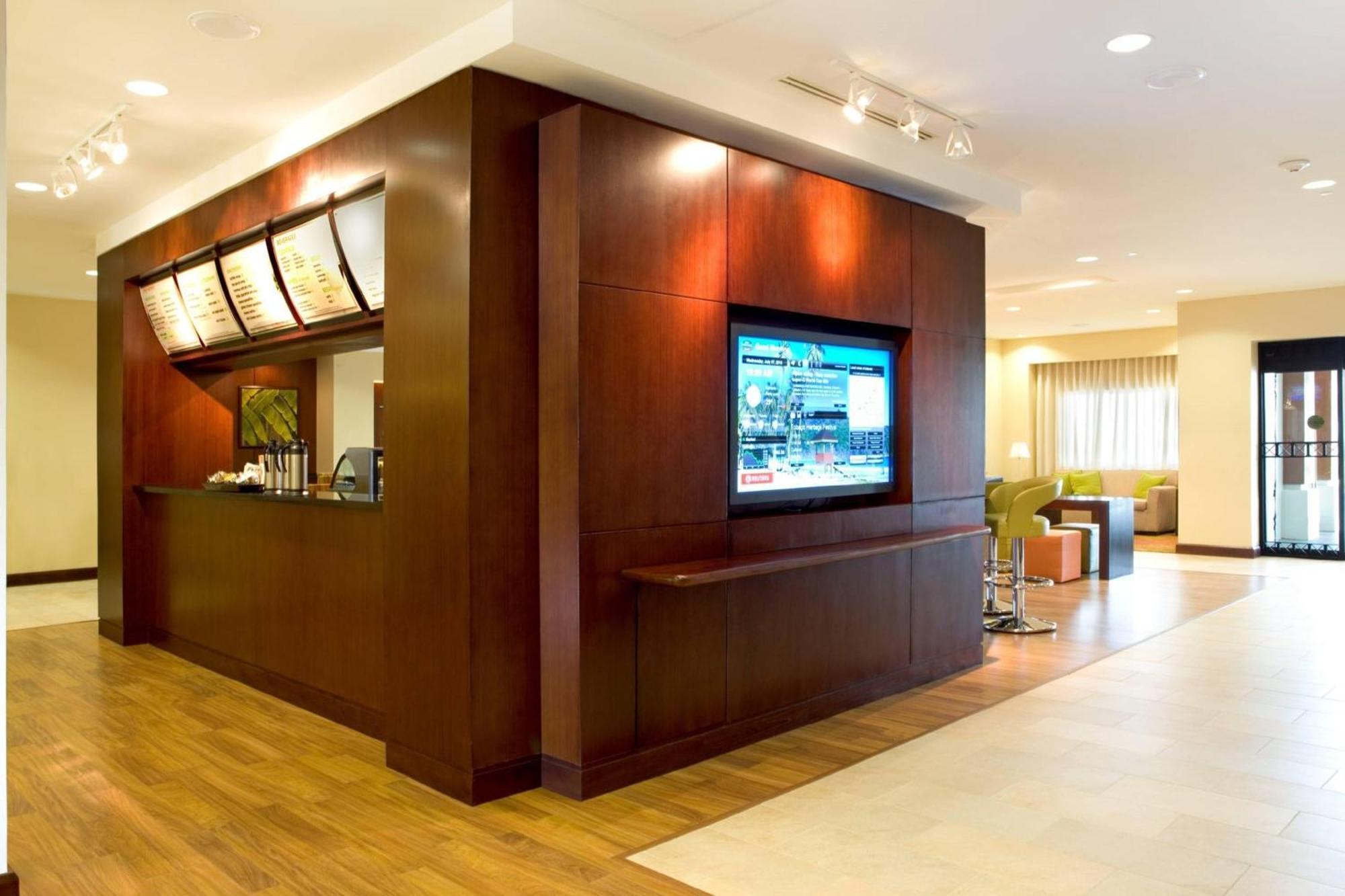 Courtyard By Marriott Port Of Spain Bagian luar foto