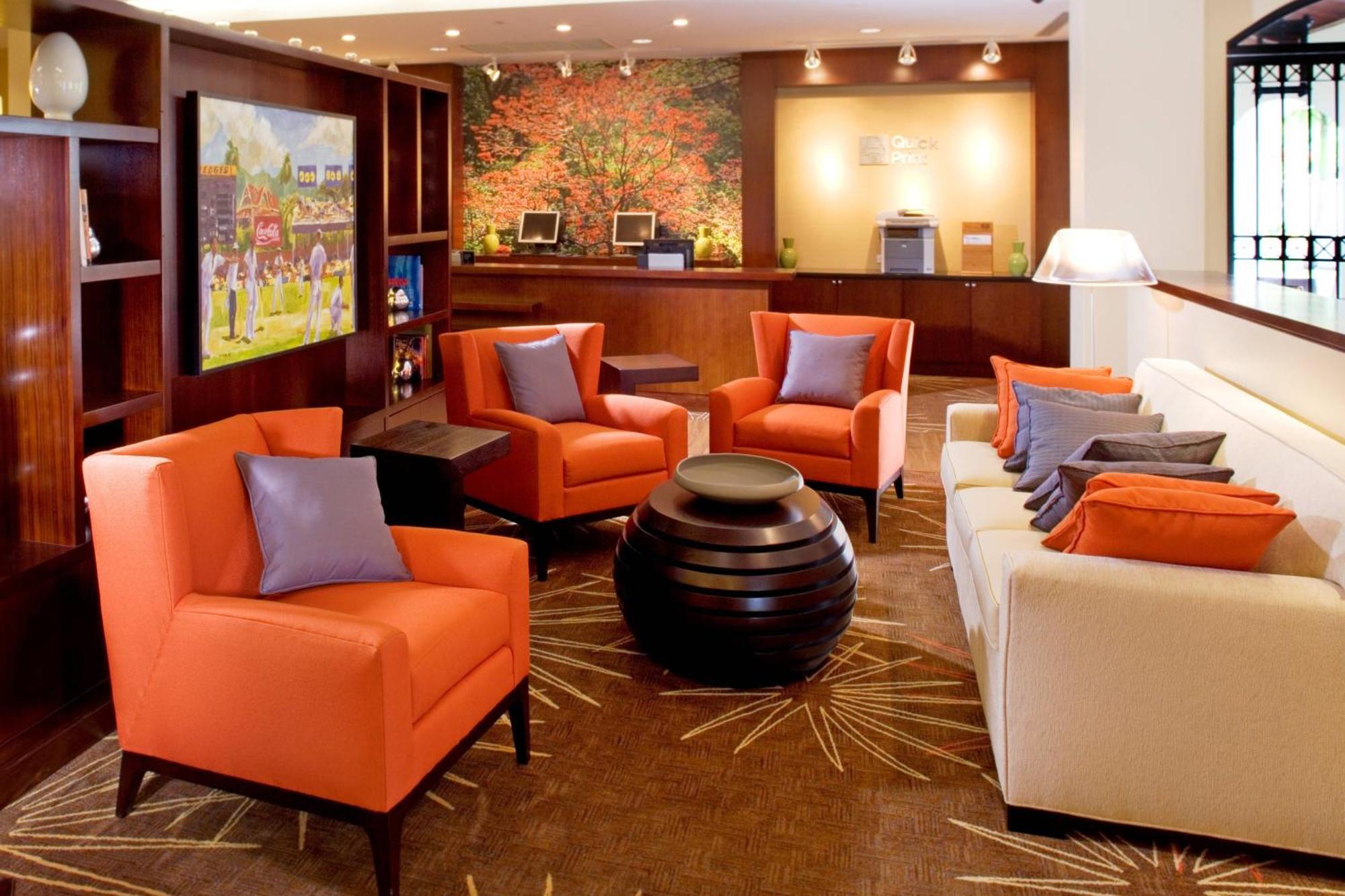 Courtyard By Marriott Port Of Spain Bagian luar foto
