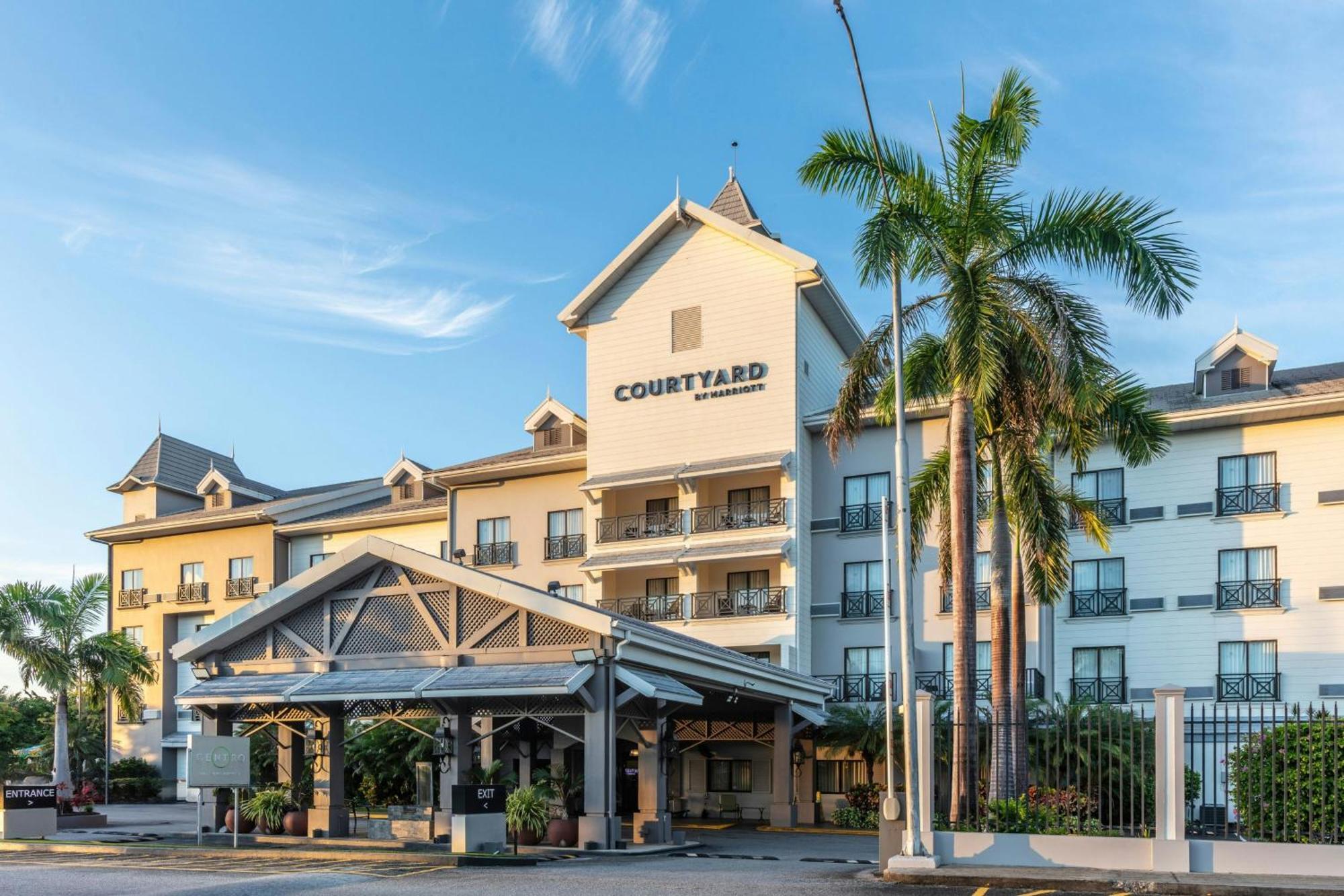 Courtyard By Marriott Port Of Spain Bagian luar foto