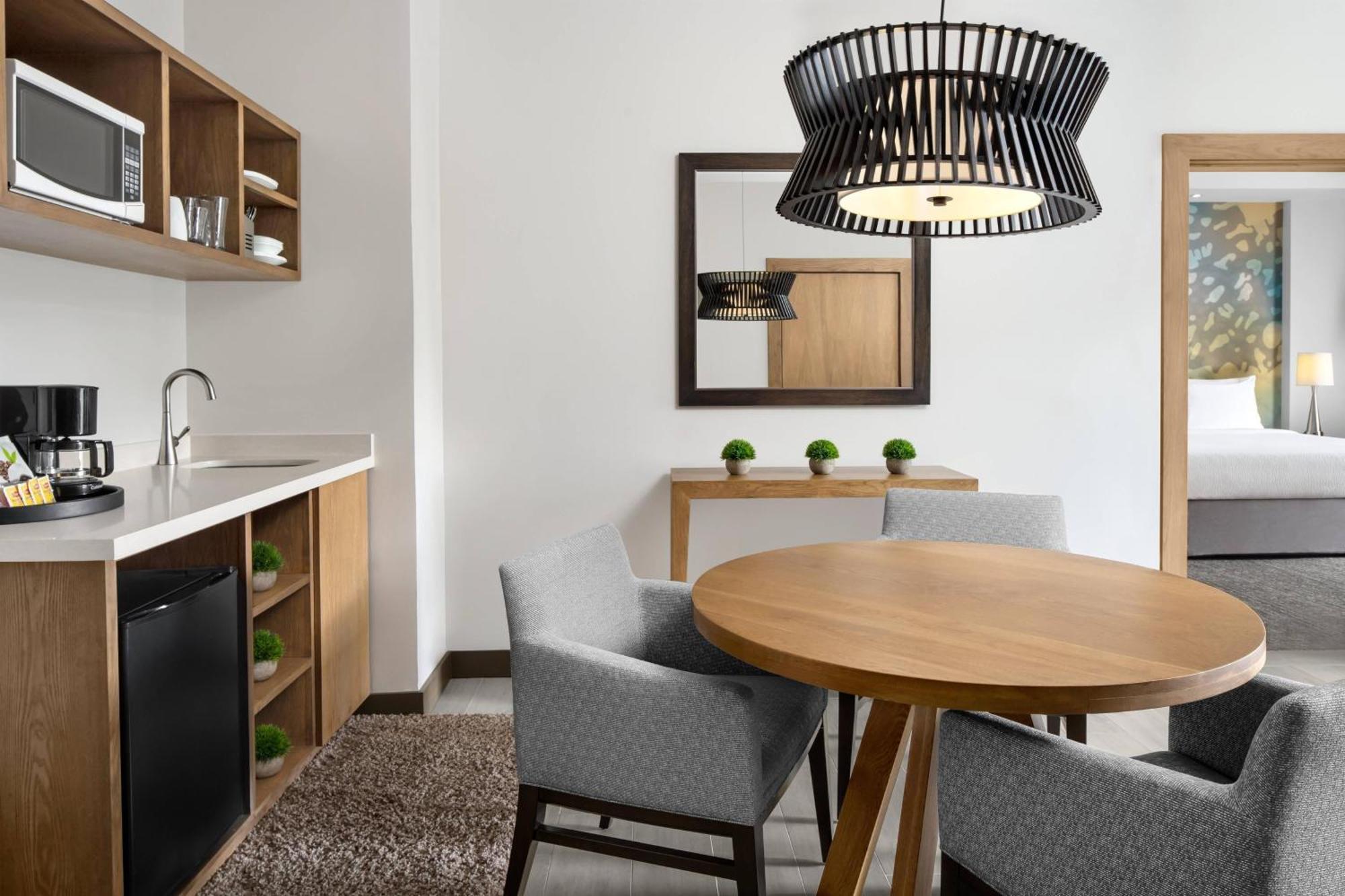Courtyard By Marriott Port Of Spain Bagian luar foto
